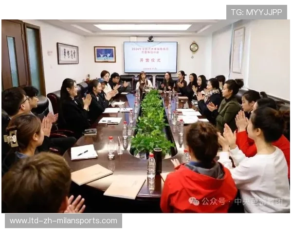 体操俱乐部与地方艺术团体开展跨界合作演出，体操俱乐部与地方艺术团体开展跨界合作演出活动