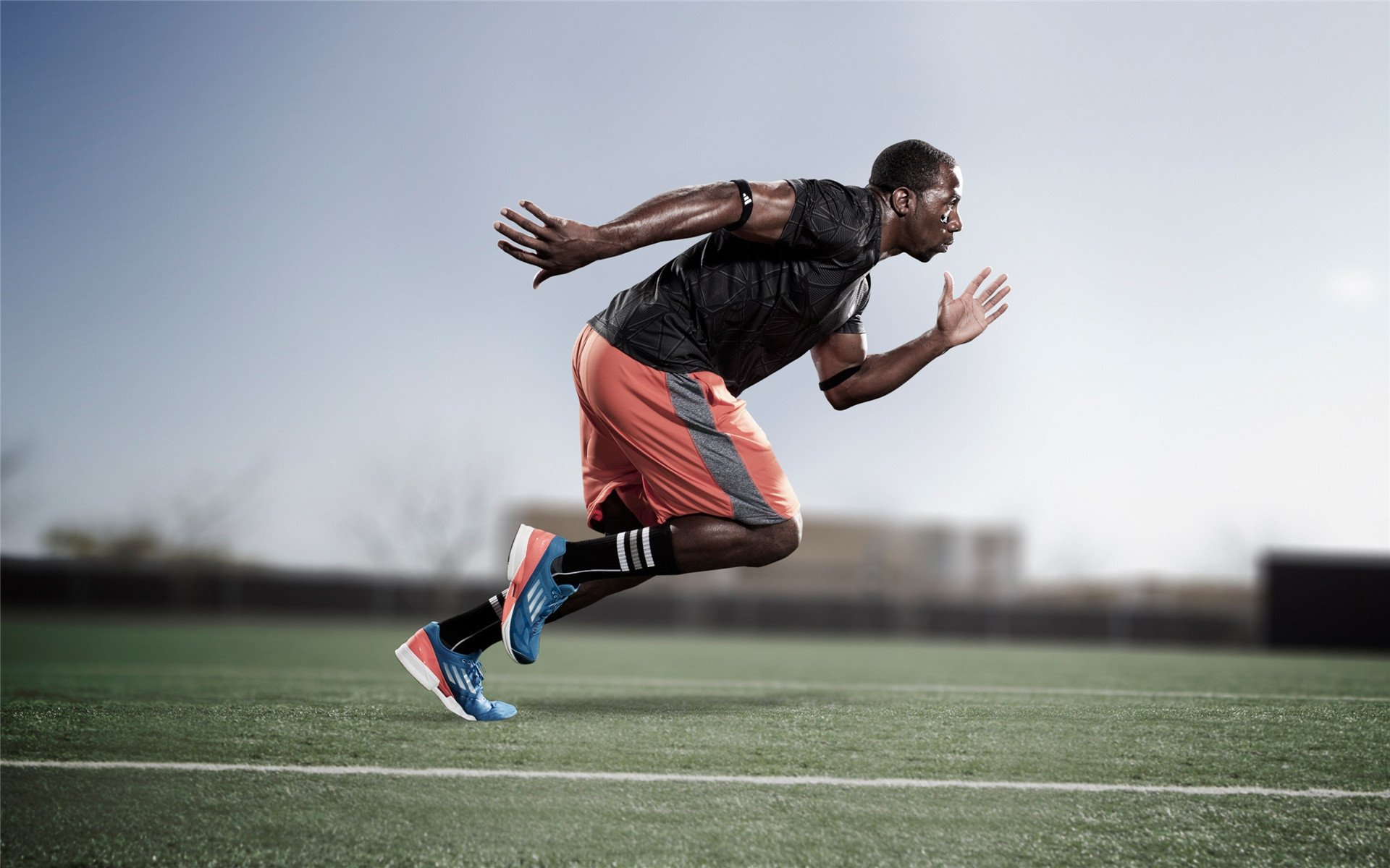 米兰体育入口-《PUBGMobile》“星际战队”线上盛典，高手比拼！