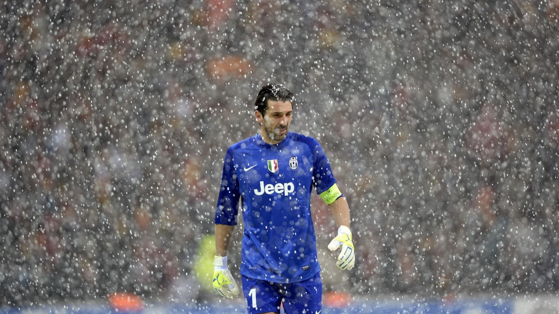 《PUBGMobile》“极限操控”线下决赛,团队操作炸裂!